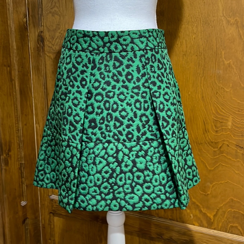 Banana Republic Green and Black Animal Print Mini Skirt - EUC